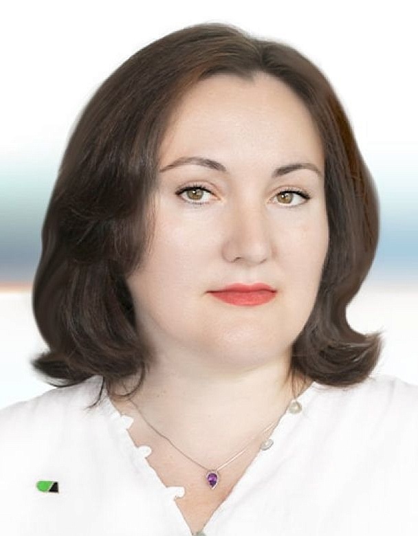 Дина Мустафина